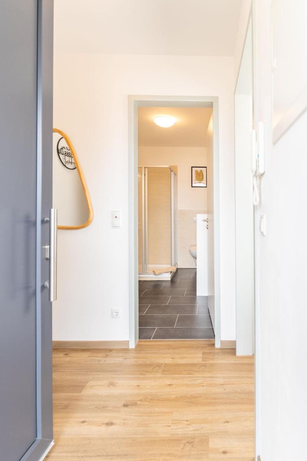 Modernes Apartment Mit Privatem Stellplatz Wenige Minuten Von Der Innenstadt & Mosel Koblenz  Exteriör bild